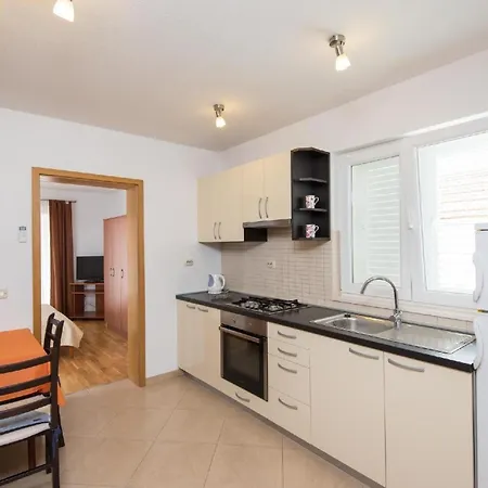 Ferienwohnung Fuer 4 Personen Ca 60 Qm In Orebic, Dalmatien Sueddalmatien - B60417 Lejlighed *